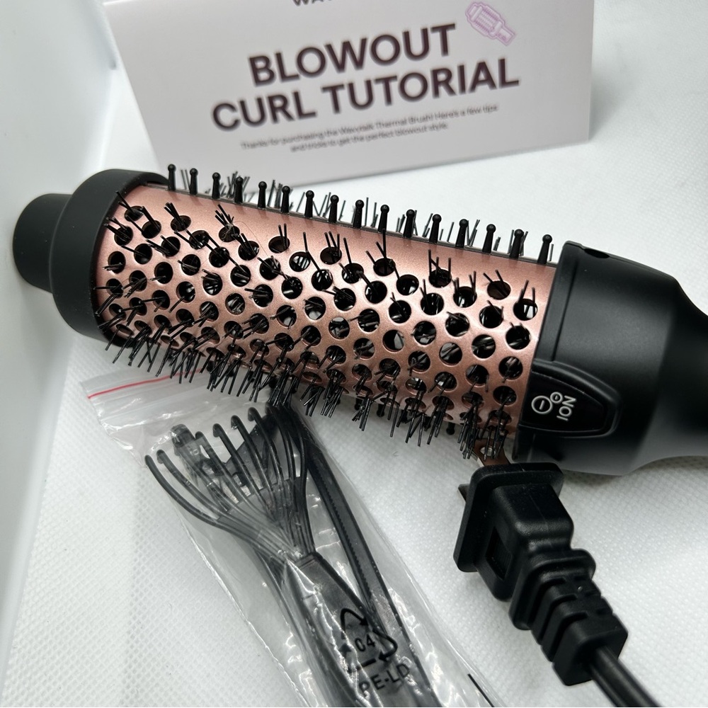 NWT Wavytalk 1.5” Thermal Brush Rose Gold Blowout Ionic Round Brush - Picture 2 of 15